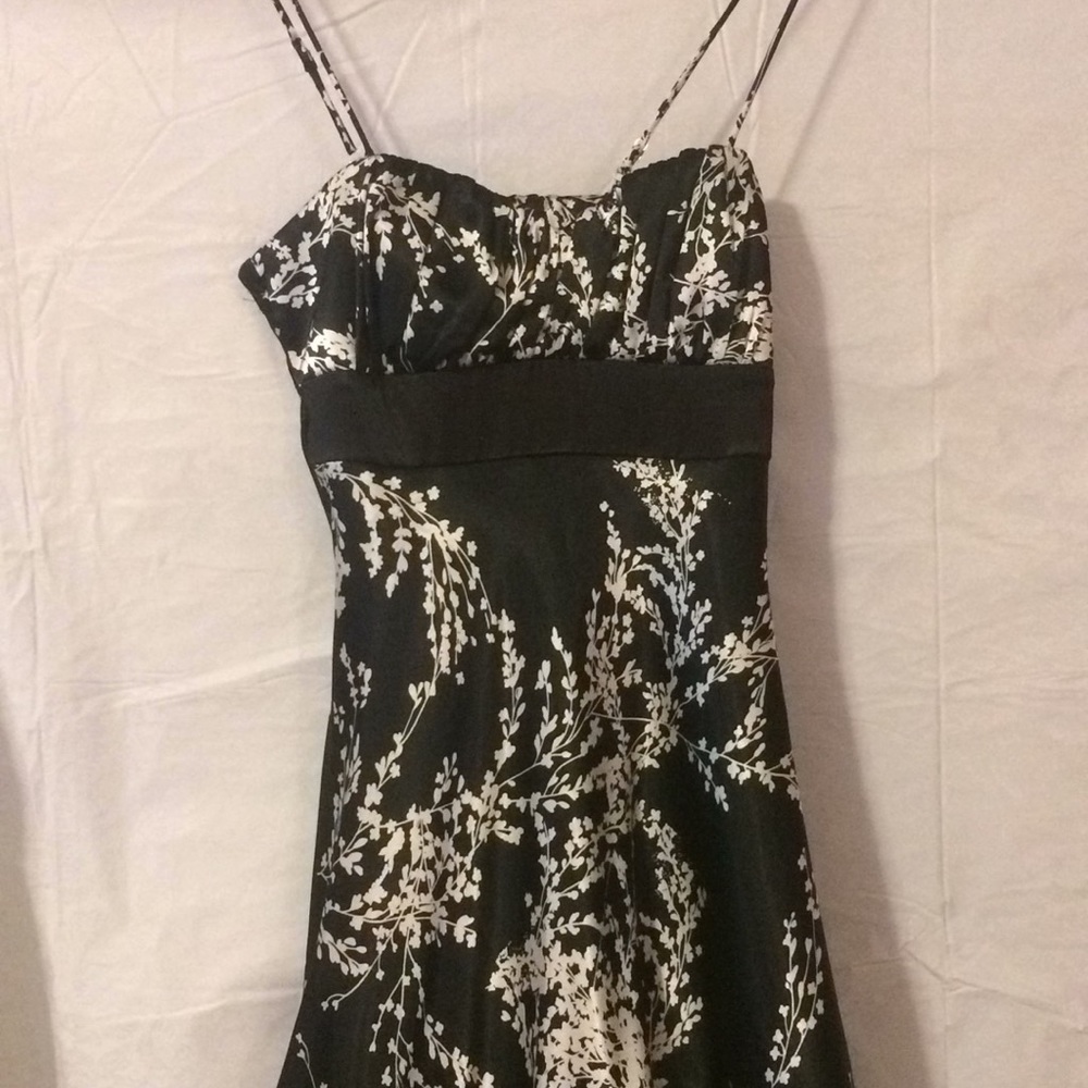 Speechless black and white floral dress sz 9